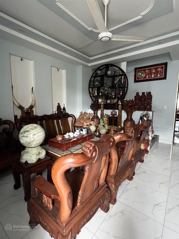 Bán nhà 4 tầng có thang máy trục chính kdc phú hồng thịnh, dĩ an, 101m2 (5 x 21m)