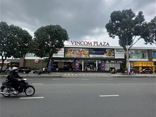 Mặt tiền lê đức thọ, dt 27x58m vuông vức hđt 300tr/tháng