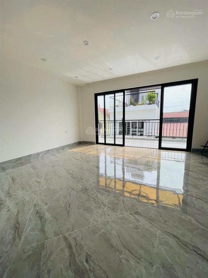 Nhà mặt phố giáp bát 108m2*5t, 16 phòng ngủ, gara chứa xe tải, 290 tr/m2