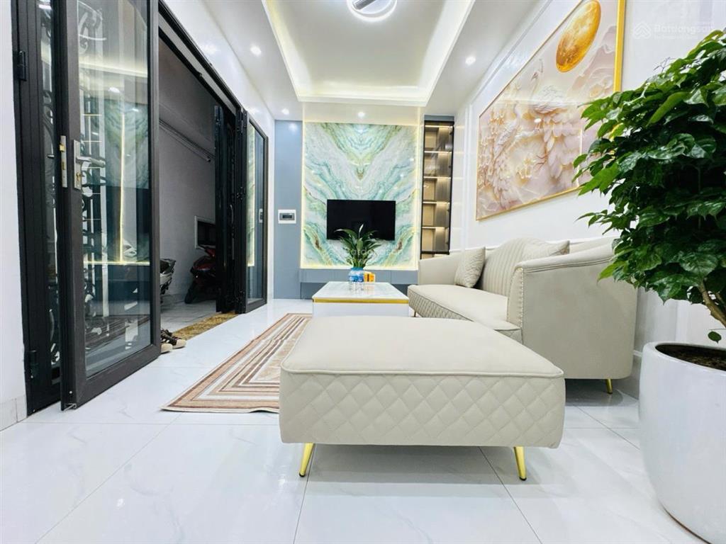 Tt hai bà trưng  bạch mai  chủ nhà máu bán  chốt nhanh  phân khúc hiếm  phải nhanh!!!!