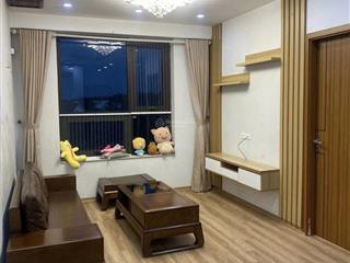 Bán căn 2 ngủ đẹp rẻ nhất phân khúc tại long biên gần vinhomes riverside cách vincom 1.5km sẵn sổ