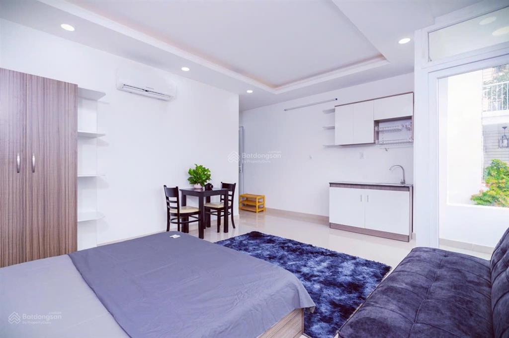 Bán chdv 5 tầng + hầm (5,5x12m) phan văn trị  hđ thuê 45tr/th 10,4 tỷ