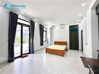Căn hộ full nội thất cửa sổ thoáng ngay tại quận 8