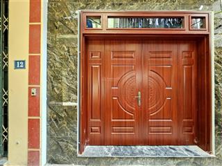 Hiếm!!! dịch vọng hậu, 2 thoáng, xe tải đỗ cửa, 1p ra phố, ngõ kd sầm uất, nhà đẹp ở ngay