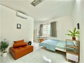 Cho thuê căn hộ full nội thất cửa sổ gần nhà thờ đức bà, cv lê văn tám, vincom đồng khởi