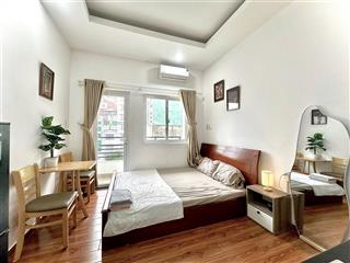 Cho thuê căn hộ ban công, đầy đủ nội thất q1 gần phố đi bộ nguyễn huệ bùi viện, cầu ông lãnh
