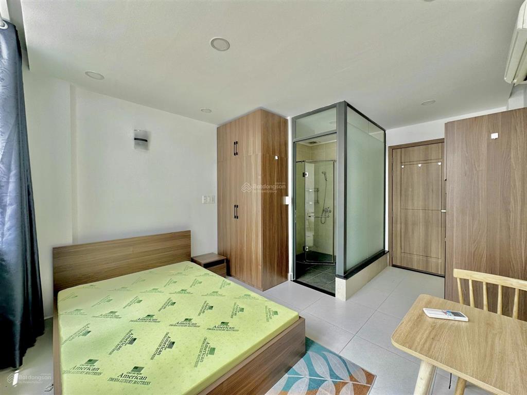 Cho thuê trọ quận 1 gần bùi viện, nguyễn huệ, ngã 6 phù đổng, ban công đầy đủ nội thất, thang máy