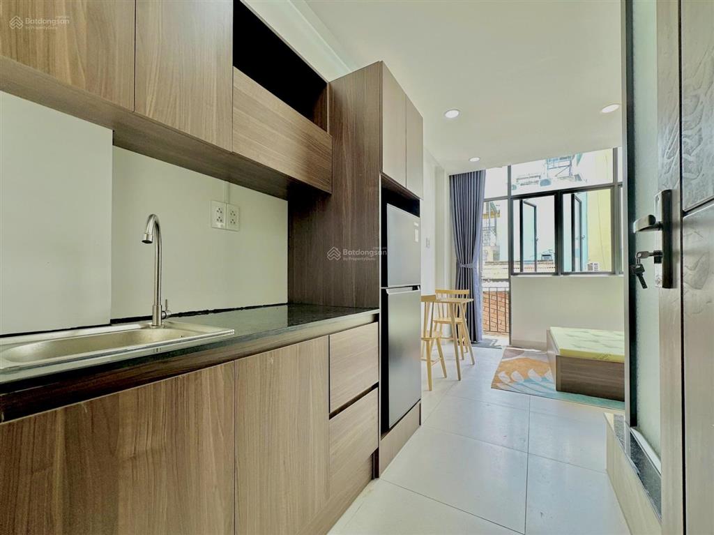 Cho thuê trọ quận 1 gần bùi viện, nguyễn huệ, ngã 6 phù đổng, ban công đầy đủ nội thất, thang máy