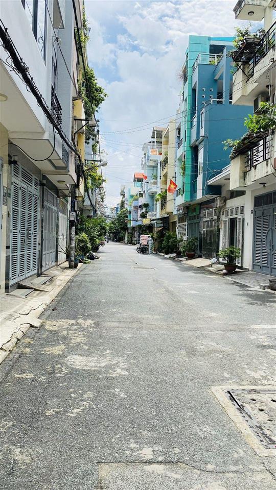 Giá tốt nhà 4 tầng (4x14m) vuông vức hxh 8m khu đồng bộ đường phan văn trị p11 bt nhỉnh 8 tỷ