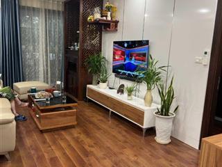 Tôi cần cho thuê căn hộ 118m2 tại chung cư 60 hoàng quốc việt gồm có 3 ngủ 2 vệ sinh full đồ