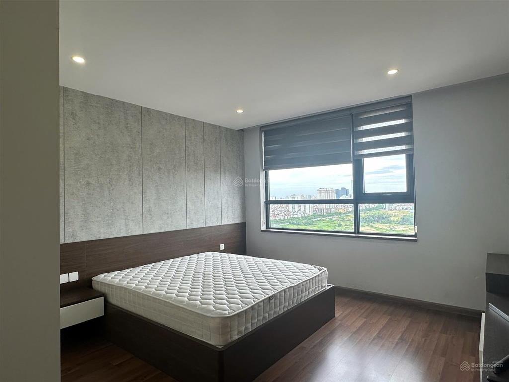 Chính chủ cần cho thuê căn hộ 135m2 tại khu ngoại giao đoàn hà nội với 3 ngủ 3 vệ sinh vào ở luôn