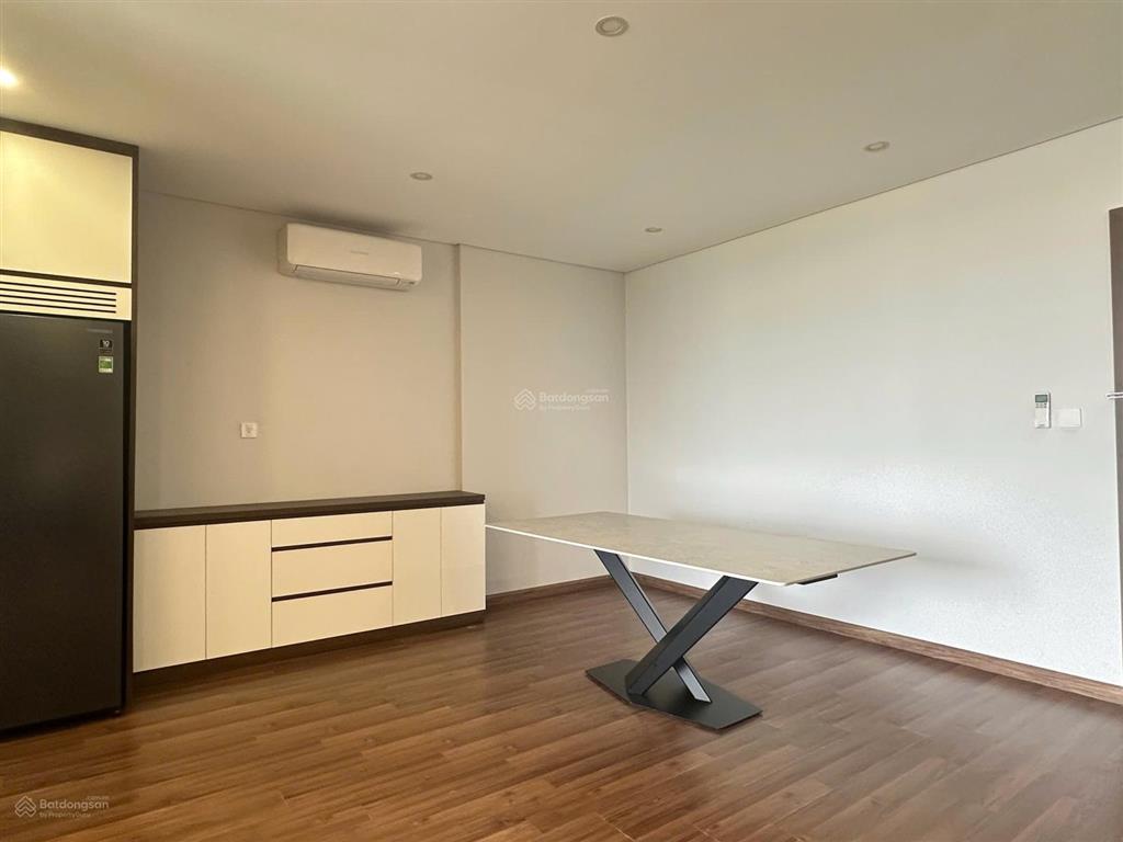 Chính chủ cần cho thuê căn hộ 135m2 tại khu ngoại giao đoàn hà nội với 3 ngủ 3 vệ sinh vào ở luôn