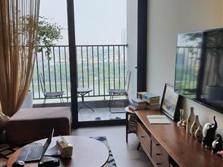 Chính chủ gửi bán căn hộ 68m2 full nội thất đẹp, 2pn2vs, tầng cao, view thoáng tại ecohome 3