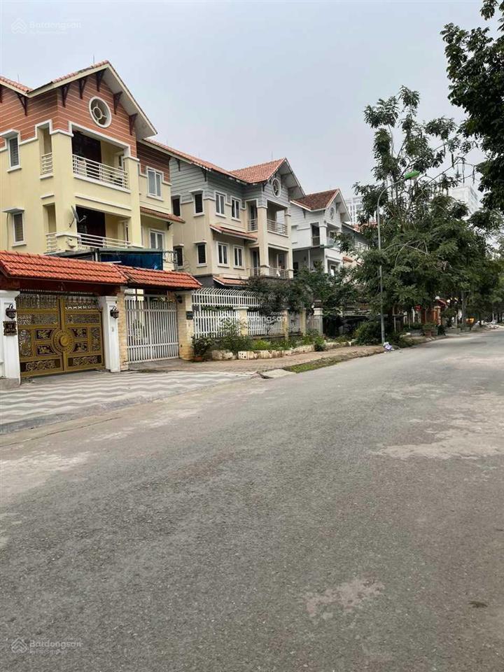 Bán gấp biệt thự lô góc kđt vân canh hud 405m2 sân vườn đẳng cấp giao thông thuận tiện 0932 652 ***