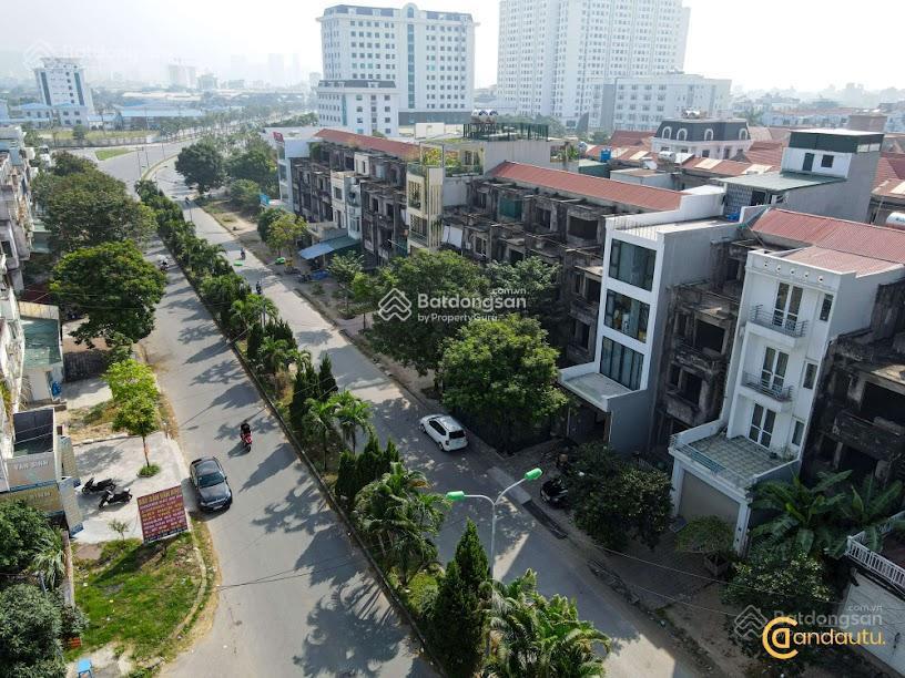 Bán gấp biệt thự lô góc kđt vân canh hud 405m2 sân vườn đẳng cấp giao thông thuận tiện 0932 652 ***