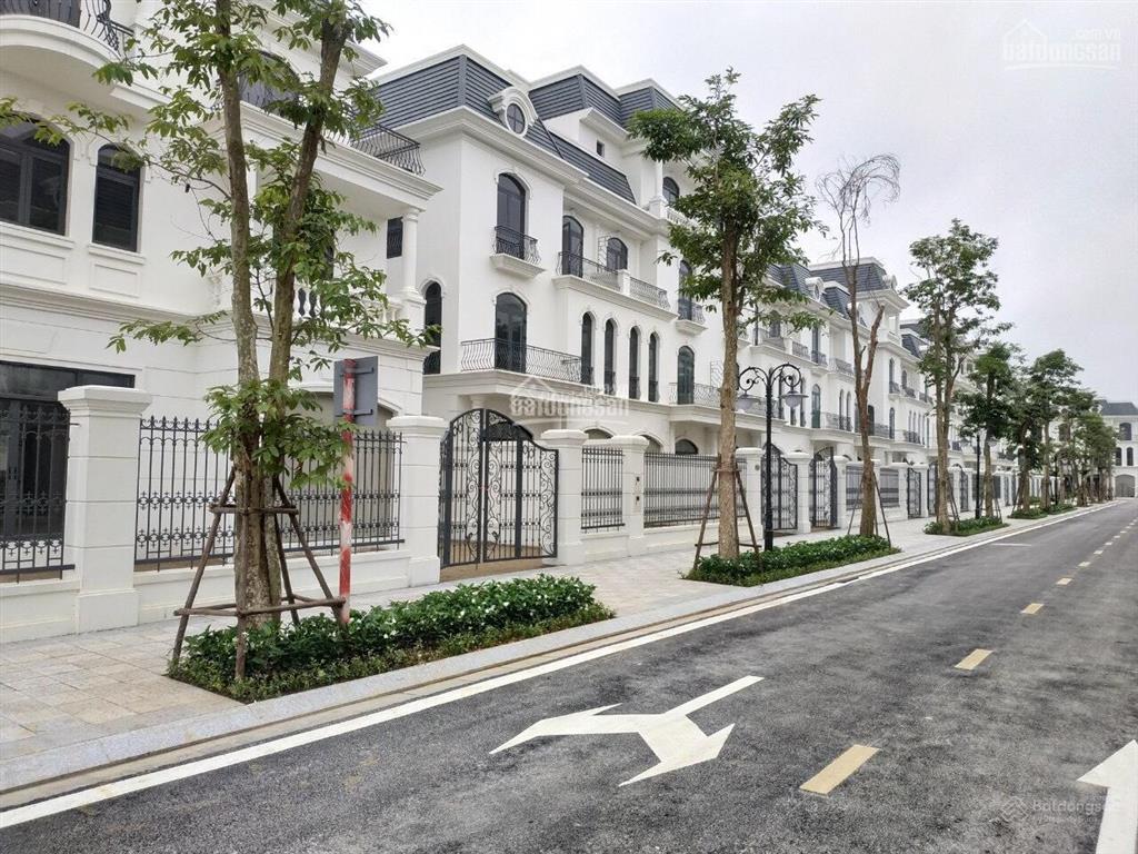 Bán liền kề 38  dt 100m2, hướng đông, đường to 15 m, giá 170 triệu/m². hoàn thiện  0932 652 ***