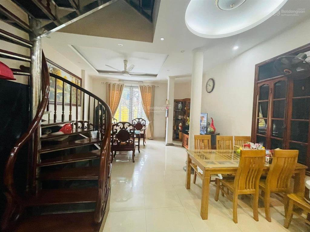 Bán nhà phân lô ngõ 34 vạn bảo 73m2, 2 mặt tiền, ngõ ô tô