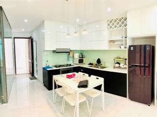 Tôi cần bán nhanh căn hộ thủy tiên building 91m2 full nội thất 84 trần phú vũng tàu.  0909 271 ***