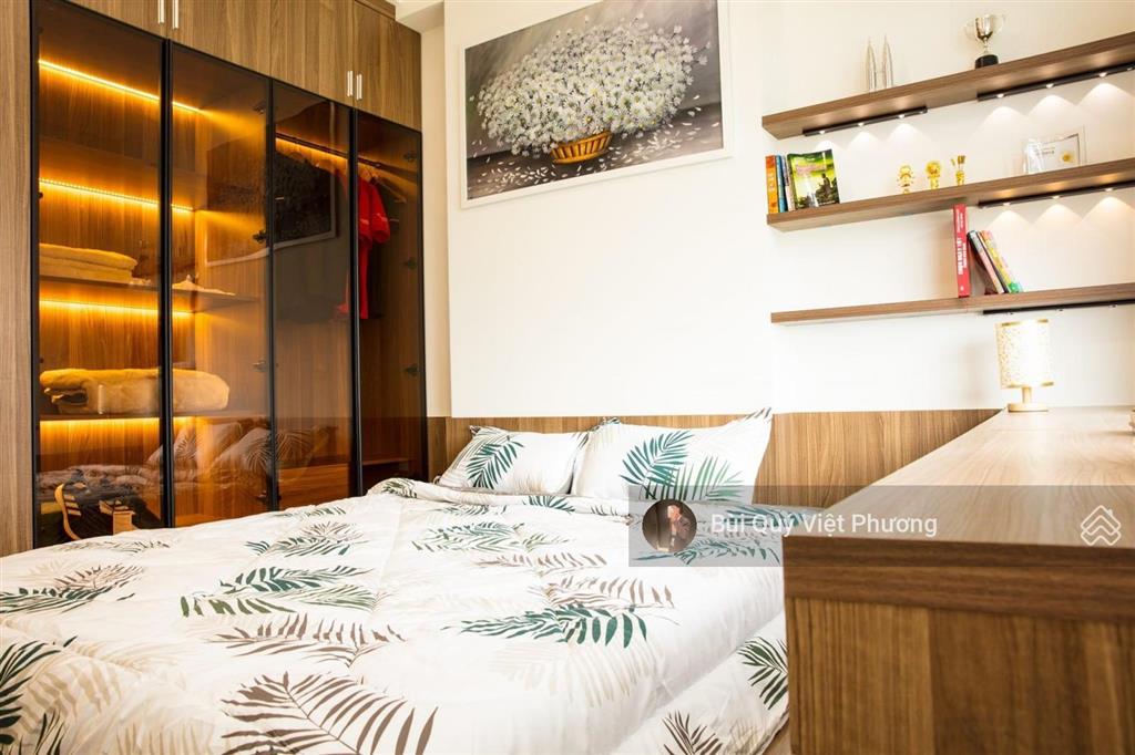 Căn hộ 2pn siêu hiếm view landmark ngắm pháo hoa  thang máy, hầm xe free phí dv ngay hàng xanh