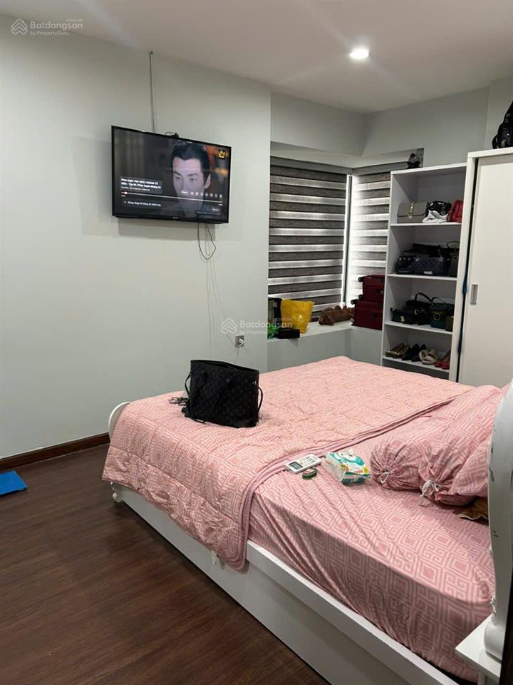 Cho thuê cc res 11, lạc long quân, 13 triệu, 75m2, 2pn, 2wc bao đẹp