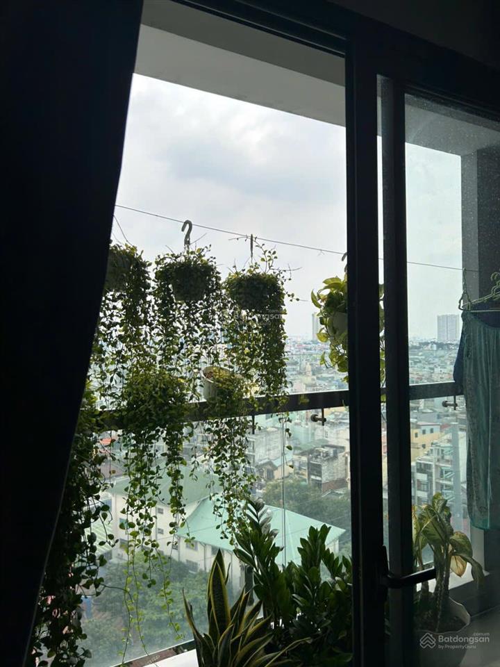 Cho thuê cc res 11, lạc long quân, 13 triệu, 75m2, 2pn, 2wc bao đẹp