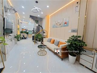 Chính chủ bán căn góc 2mt quang trung  tặng full nội thất