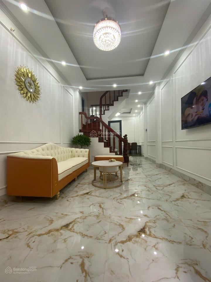 Nhà kim mã, lô góc, mặt ngõ to thông kinh doanh nhộn nhịp, thang máy, sổ nở hậu, 39m2