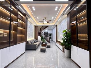 Lô góc vĩnh phúc, thẳng tắp ôto gần, 2 thoáng sáng, thang máy, tặng nội thất, mặt tiền 4m, dt 48m2