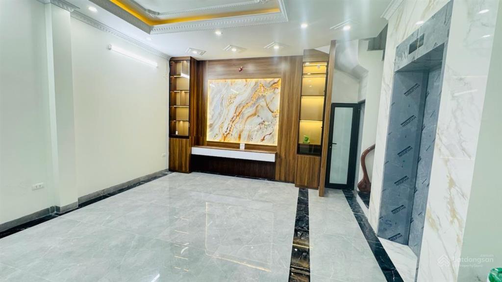 Hàng mới! nhà phố văn cao, 2 mặt thoáng sáng, đẹp long lanh, ngõ thông, gần phố, ba gác chạy, 46m2