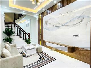 Nhà hoàng hoa thám, mặt ngõ ba gác, 30m oto, kcbt mới đẹp, ở/cho thuê đều phù hợp, sổ cc, 42m2*5t