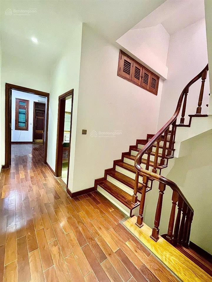 Bán nhà phân lô ô tô vào nhà, tô hiệu, hà đông, vị trí đắc địa dt 42m2 x mt 4m