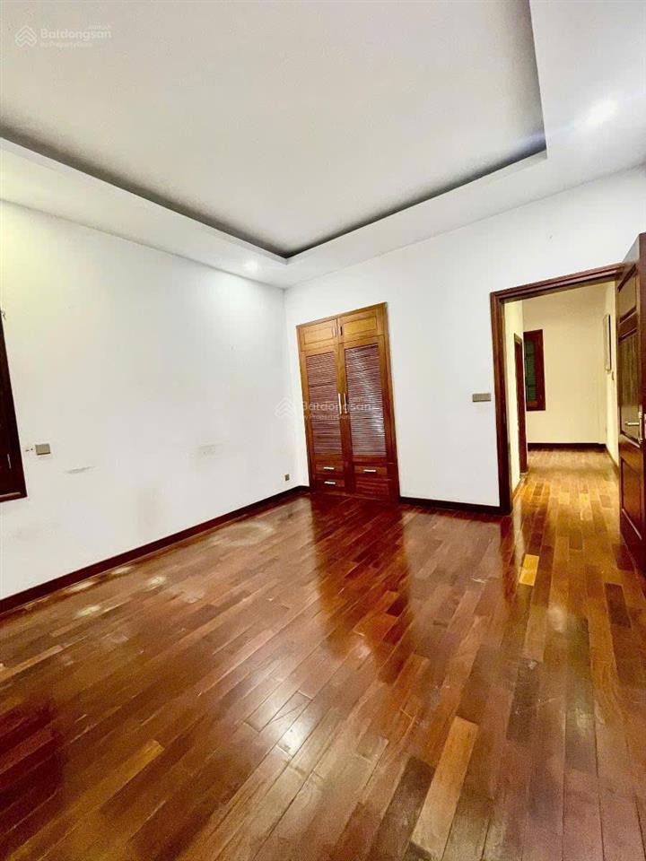Bán nhà phân lô ô tô vào nhà, tô hiệu, hà đông, vị trí đắc địa dt 42m2 x mt 4m