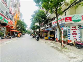 Bán nhà quang trung phân lô ô tô vào nhà, 2 mặt thoáng, full nội thất dt 70m2 x 4,2 m mt