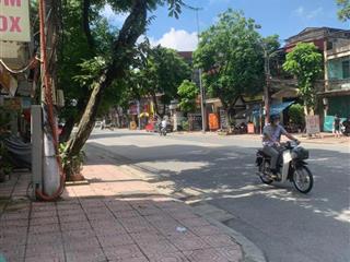 Bán đất phân lô kinh doanh, ô tô tránh, đỗ cửa, ô tô vào nhà, lô góc 2 mặt tiền, dt 54m2, mt 4,5m