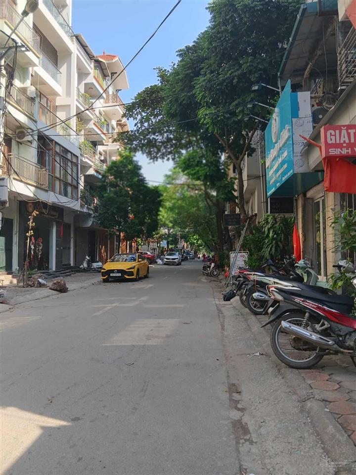 Bán nhà mỗ lao, hà đông, ô tô vào tận nhà, dt 45m2 x mt 4m, nhà đẹp thang máy