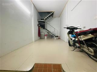 Bán nhà ở ngay chung cư 283 khương trung 28m 5t, phân lô, có slot đỗ oto ngay gần nhà. giá 5.5 tỷ