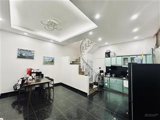 Thuê nhà riêng vị trí kim cương sát ga cát linh, 14 triệu, tổng diện tích sử dụng 95m2, đến ở ngay