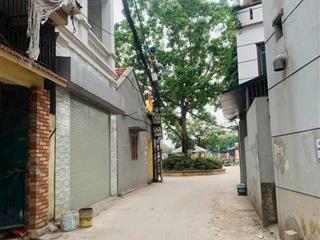 Cương ngô, thanh trì 32m2 4 tầng 4.850 đ