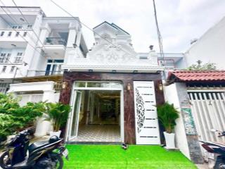 Nhà tân cổ điển  full nội thất đường xe hơi huỳnh tấn phát ( cách phú mỹ hưng 5p)