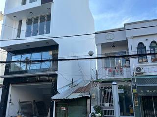 Bán nhà cũ tiện xây mới  mặt tiền đường số 3  p tân hưng  quận 7!