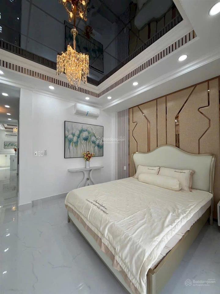 Nhà mới xâykhu tái định cư  p.phú mỹ quận 7. cách phú mỹ hưng 500m.