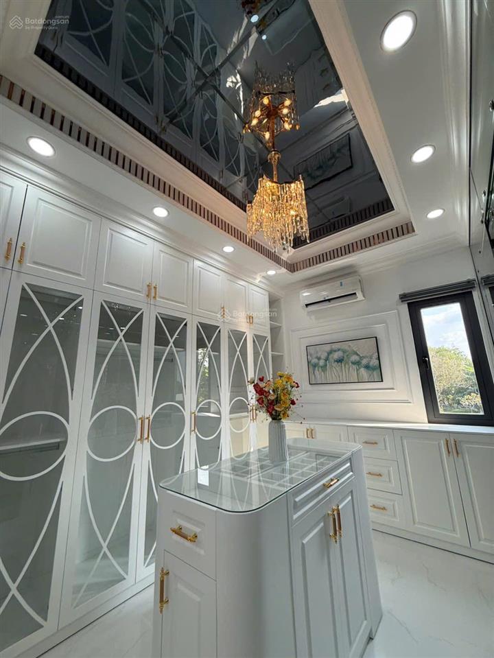 Nhà mới xâykhu tái định cư  p.phú mỹ quận 7. cách phú mỹ hưng 500m.