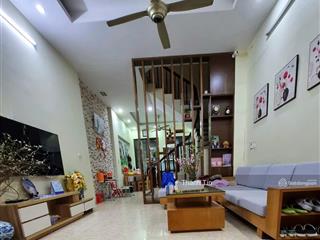 Bán nhà riêng chính chủ, 30m2, 4 tầng, cách phố trung văn 20m, ở sướng
