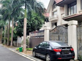 Cần bán biệt thự an hưng, 250m2, bt2, gần hồ, yên tĩnh, ở sướng, vài bước ra công viên thiên văn.