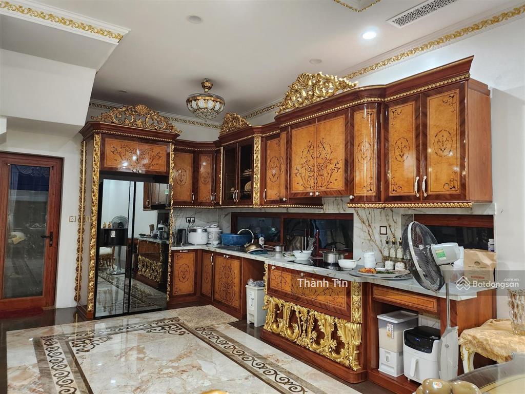 Siêu phẩm duy nhất tại làng việt kiều châu âu  bán nhà biệt thự 255m2, lô góc, mt 20m.