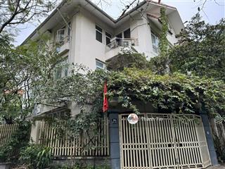 Cần bán gấp biệt thự lô góc, vỉa hè, 145m2, mt9m, phù kd,vp, phòng khám, mầm non.