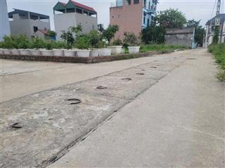 Lô góc siêu đẹp, tổ 10 tt quang minh, ngõ thông ô tô