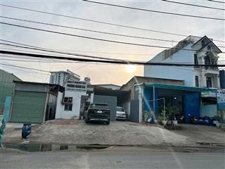 Bán đất mặt tiền đường lã xuân oai, quận 9100m2, ngang 5.5m, nhỉnh 12 tỷ.