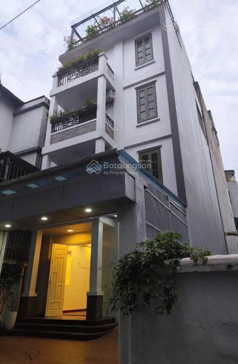 Bán nhà giáp nhổn66m2x5t, gần vành đai 3,5, khu đô thị, ô tô vào nhà, đường thông, full nội thất