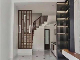 Bán nhà bắc từ liêmliên mạclô góc, ô tô đỗ cửa, 35m2x5t, hồ điều hòa, nhỉnh 5 tỷ